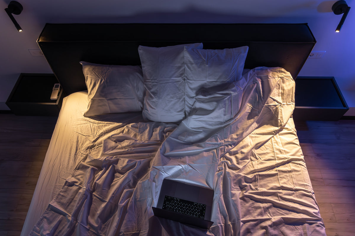The Physics of Why Sheets Pop Off (Explained Simply)