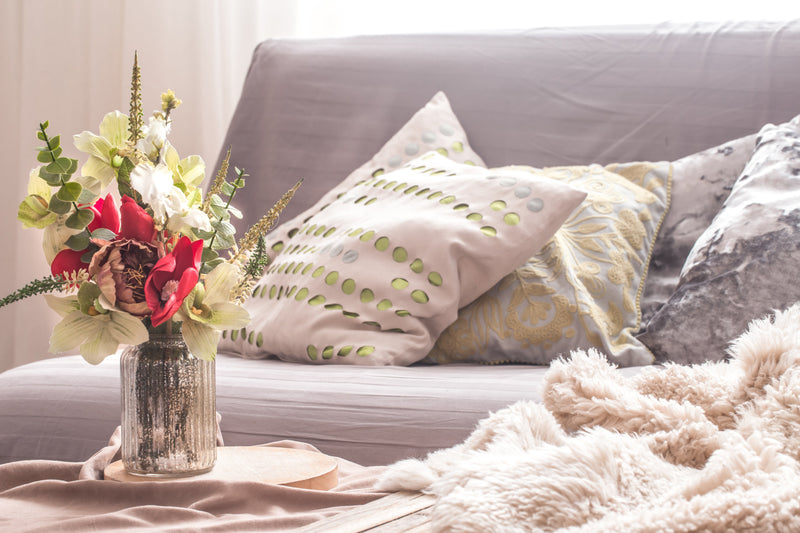 How to Keep Your Bedroom Smelling Fresh