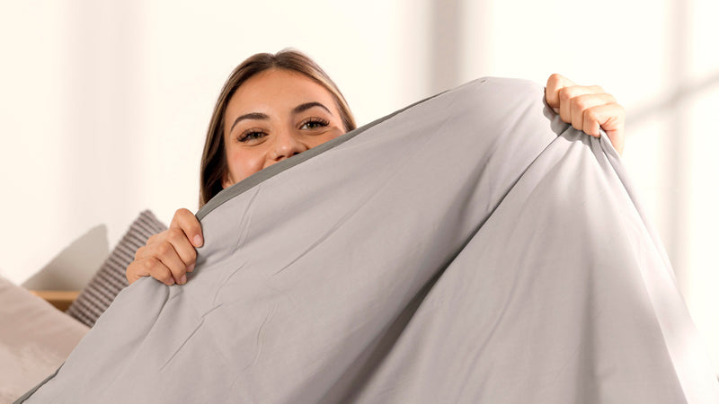 How to Get Wrinkles Out of Sheets Without an Iron